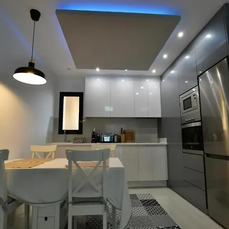 New Luxury Detached With Pool At *